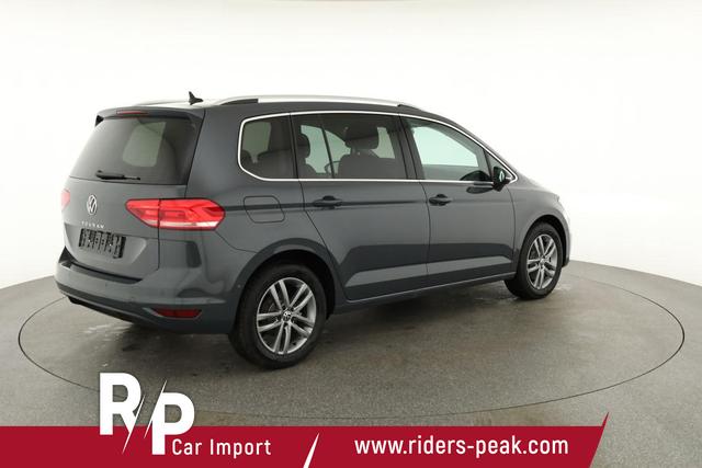 Volkswagen Touran Comfortline BMT/Start-Stopp 1.5 TSI DSG Comfortline, 7-Sitzer, AHK, Navi, Kamera, Side, Winter, 4-J. Garantie 