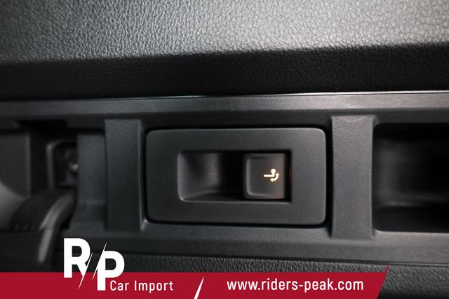 Skoda Octavia Combi RS 2.0 TSI DSG, Sonderlackierung, AHK, 19 Zoll, Canton, el. Klappe, Navi, Matrix, sofort 