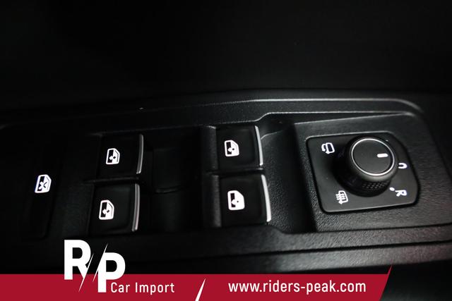 Volkswagen T-Roc Style 1.5 TSI DSG Black Style, AHK, IQ.Light, 19-Zoll, easyOpen, Navi 