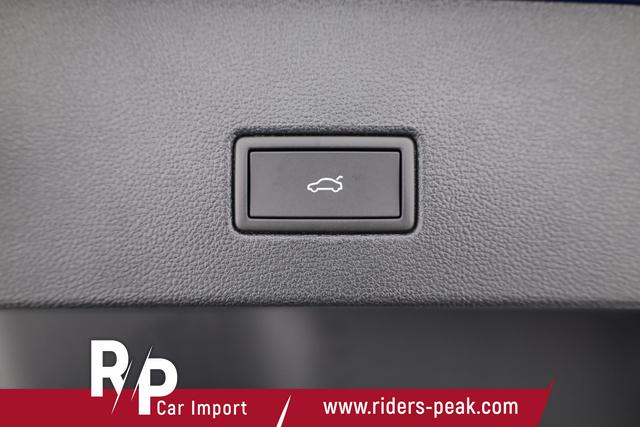 Volkswagen T-Roc Style 1.5 TSI DSG Black Style, AHK, IQ.Light, 19-Zoll, easyOpen, Navi 