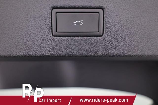 Volkswagen T-Roc Style 1.5 TSI DSG Black Style, AHK, IQ.Light, 19-Zoll, easyOpen, Navi 