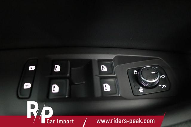 Volkswagen Touareg 3.0 TDI 210 kW 4Motion R-Line V6 Black, AHK, HuD, Luft, Standheizung 