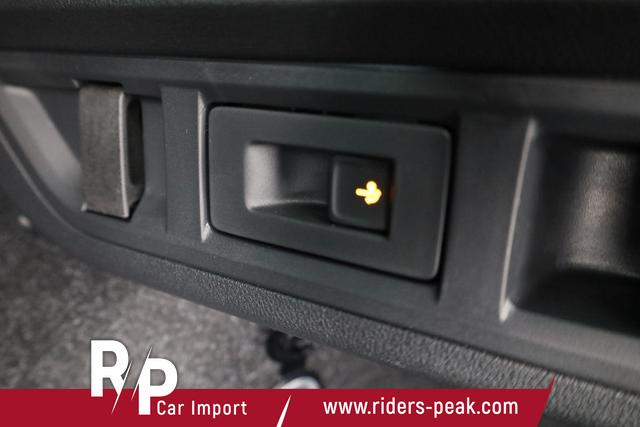 Skoda Octavia Combi RS 2.0 TSI DSG, Sonderlackierung, AHK, 19 Zoll, Canton, el. Klappe, Navi, Matrix, sofort 