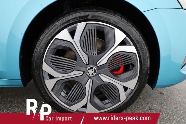 Skoda Octavia Combi RS 2.0 TSI DSG, Sonderlackierung, AHK, 19 Zoll, Canton, el. Klappe, Navi, Matrix, sofort 