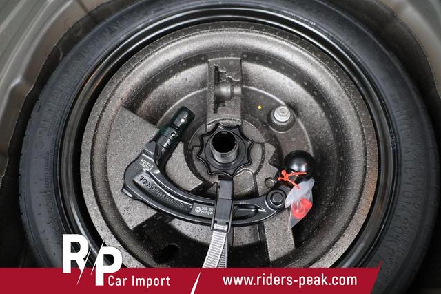 Volkswagen T-Cross 1.0 TSI 85 kW Life Life, AHK, IQ.Light, Kamera, ACC, Side. Winter, 17-Zoll 