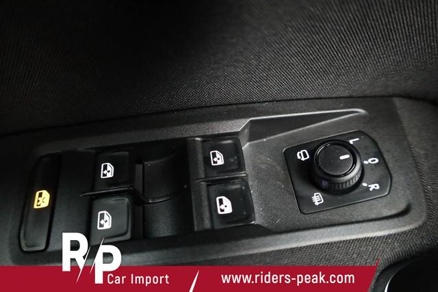 Volkswagen Touran Comfortline BMT/Start-Stopp 1.5 TSI DSG Comfortline, 7-Sitzer, AHK, Navi, Kamera, Side, Winter, 3 J.-Garantie 