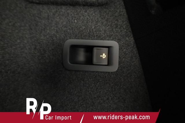 Skoda Karoq Sportline 1.5 TSI DSG Sportline, AHK, Navi, Matrix, Side, el. Klappe, Winter, 5 J.-Garantie, 19-Zoll 