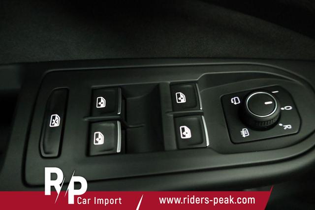 Volkswagen Golf 2.0 TSI 195 kW GTI VIII DSG, Navi, Side, Matrix, Kamera, Winter, 19-Zoll 