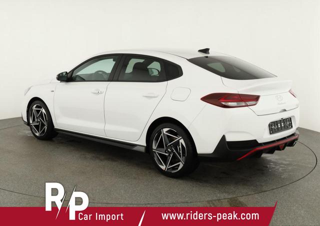Hyundai i30 N Line 1.5 T-GDI DCT Fastback N-LINE, Navi, 18-Zoll, Kamera, LED, Winter 