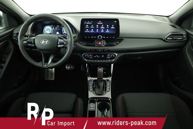 Hyundai i30 N Line 1.5 T-GDI DCT Fastback N-LINE, Navi, 18-Zoll, Kamera, LED, Winter 