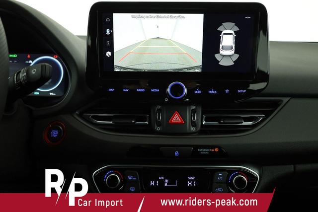 Hyundai i30 N Line 1.5 T-GDI DCT Fastback N-LINE, Navi, 18-Zoll, Kamera, LED, Winter 