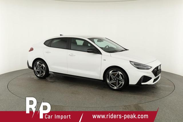 Hyundai i30 N Line 1.5 T-GDI DCT Fastback N-LINE, Navi, 18-Zoll, Kamera, LED, Winter 