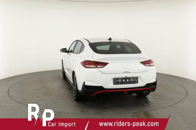 Hyundai i30 N Line 1.5 T-GDI DCT Fastback N-LINE, Navi, 18-Zoll, Kamera, LED, Winter 