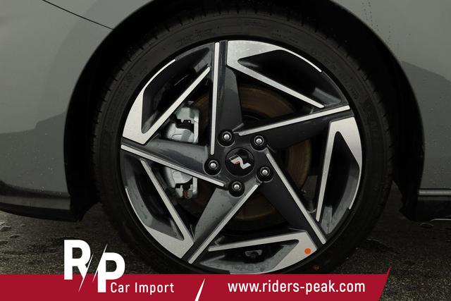 Hyundai i30 N Line 1.5 T-GDI DCT Fastback N-LINE, Navi, 18-Zoll, Kamera, LED, Winter 