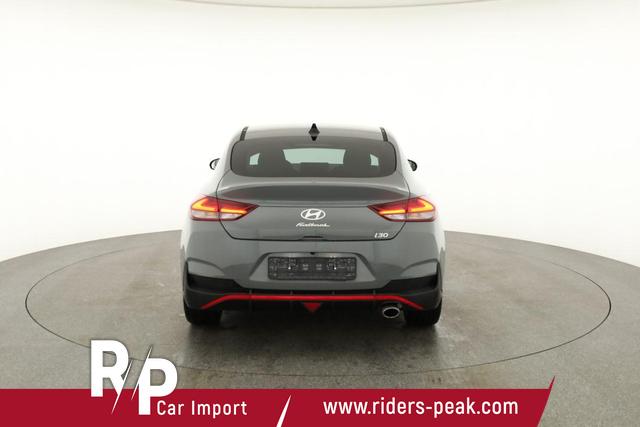 Hyundai i30 N Line 1.5 T-GDI DCT Fastback N-LINE, Navi, 18-Zoll, Kamera, LED, Winter 