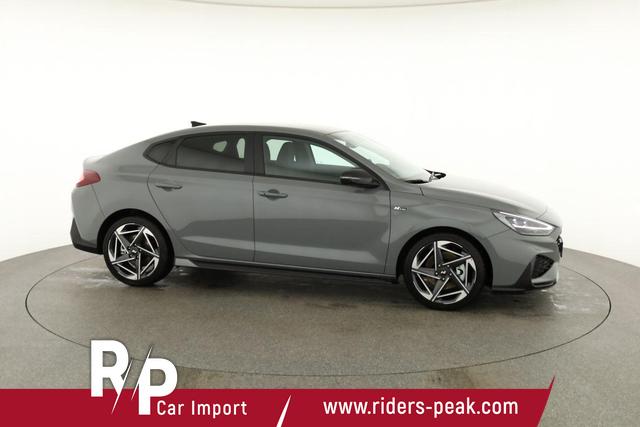 Hyundai i30 N Line 1.5 T-GDI DCT Fastback N-LINE, Navi, 18-Zoll, Kamera, LED, Winter 