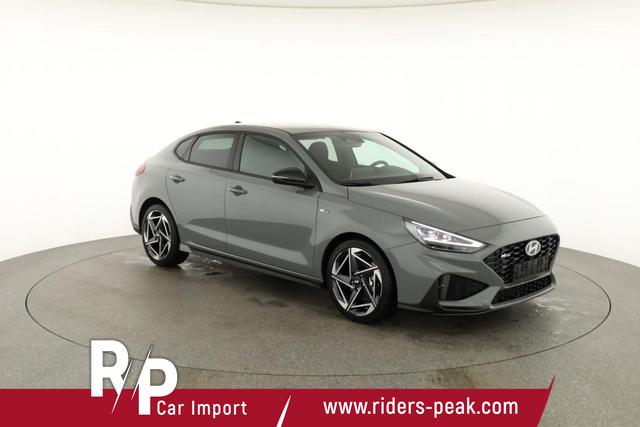 Hyundai i30 N Line 1.5 T-GDI DCT Fastback N-LINE, Navi, 18-Zoll, Kamera, LED, Winter 