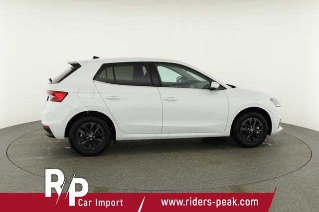 Skoda Fabia Selection 1.0 TSI DSG Selection, 15-Zoll schwarz, Winter, Ladeboden 