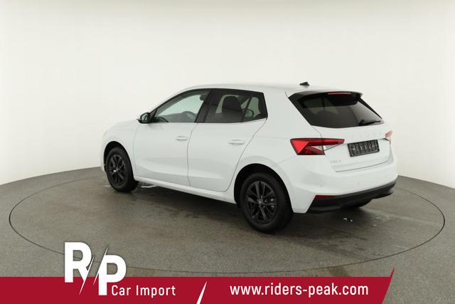 Skoda Fabia Selection 1.0 TSI DSG Selection, 15-Zoll schwarz, Winter, Ladeboden 