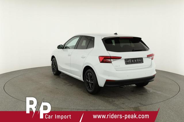 Skoda Fabia Selection 1.0 TSI DSG Selection, 15-Zoll schwarz, Winter, Ladeboden 