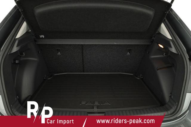 Skoda Fabia Selection 1.0 TSI DSG Selection, 15-Zoll schwarz, Winter, Ladeboden 