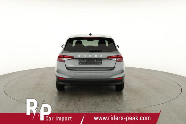 Skoda Fabia Selection 1.0 TSI DSG Selection, 15-Zoll schwarz, Winter, Ladeboden 