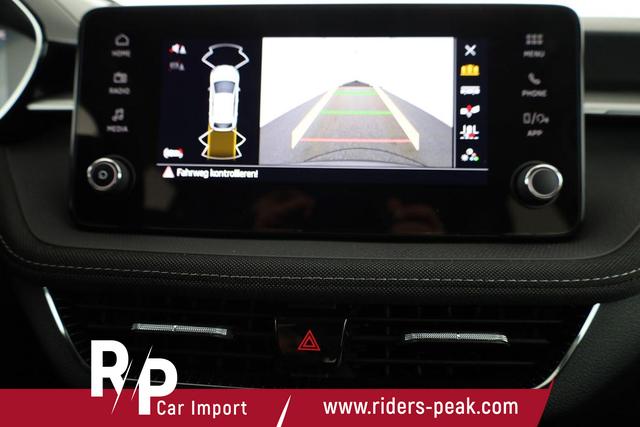 Skoda Fabia Selection 1.0 TSI DSG Selection, KESSY, Kamera, 15-Zoll schwarz, Winter, Ladeboden 