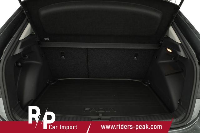 Skoda Fabia Selection 1.0 TSI DSG Selection, KESSY, Kamera, 15-Zoll schwarz, Winter, Ladeboden 