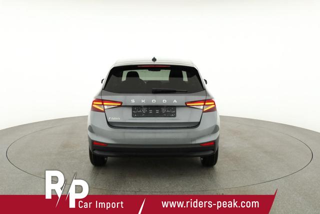 Skoda Fabia Selection 1.0 TSI DSG Selection, KESSY, Kamera, 15-Zoll schwarz, Winter, Ladeboden 