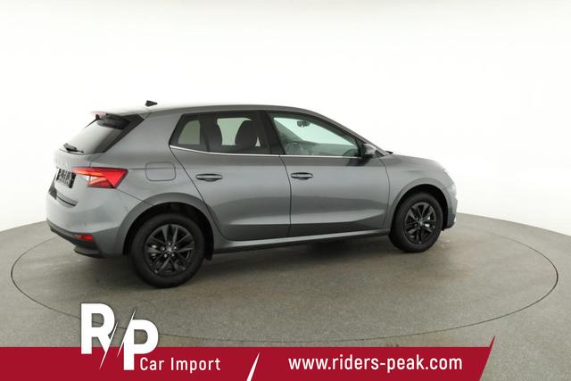 Skoda Fabia Selection 1.0 TSI DSG Selection, KESSY, Kamera, 15-Zoll schwarz, Winter, Ladeboden 