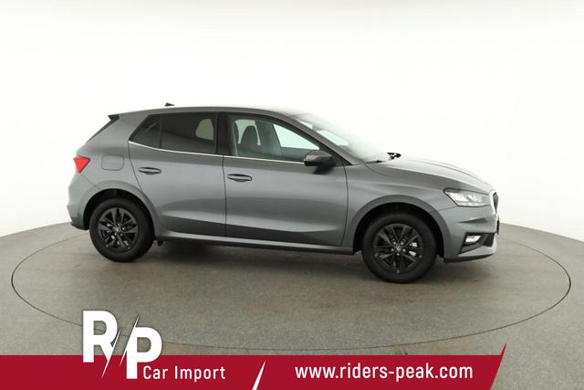 Skoda Fabia Selection 1.0 TSI DSG Selection, KESSY, Kamera, 15-Zoll schwarz, Winter, Ladeboden 