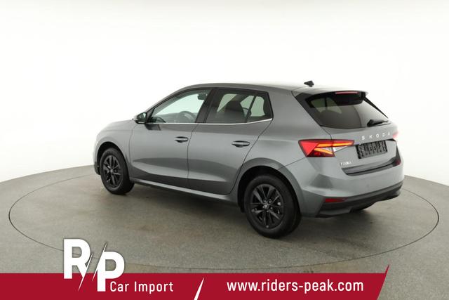 Skoda Fabia Selection 1.0 TSI DSG Selection, KESSY, Kamera, 15-Zoll schwarz, Winter, Ladeboden 