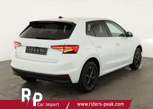 Skoda Fabia Selection 1.0 TSI DSG Selection, KESSY, Kamera, 15-Zoll schwarz, Winter, Ladeboden 