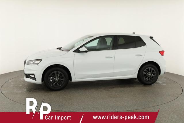 Skoda Fabia Selection 1.0 TSI DSG Selection, KESSY, Kamera, 15-Zoll schwarz, Winter, Ladeboden 