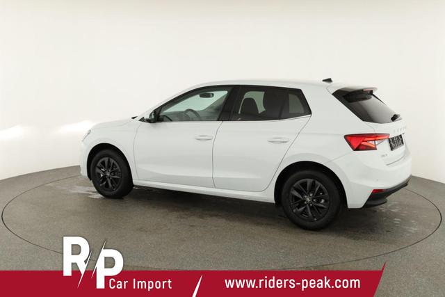 Skoda Fabia Selection 1.0 TSI DSG Selection, KESSY, Kamera, 15-Zoll schwarz, Winter, Ladeboden 