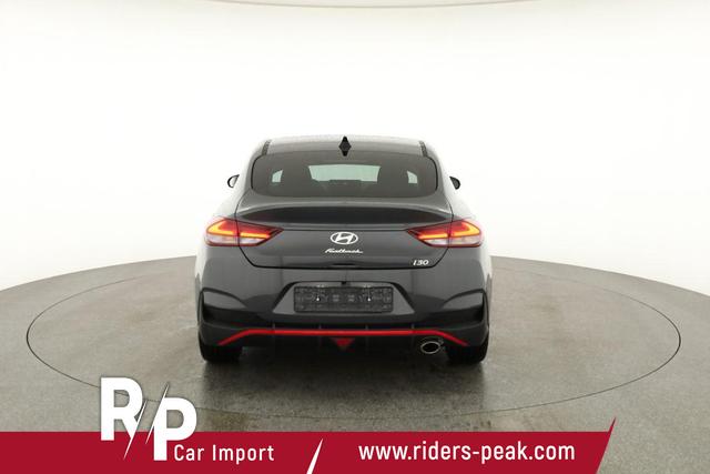 Hyundai i30 N Line 1.5 T-GDI DCT Fastback N-LINE, Navi, 18-Zoll, Kamera, LED, Winter 