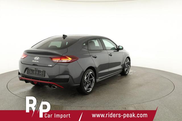 Hyundai i30 N Line 1.5 T-GDI DCT Fastback N-LINE, Navi, 18-Zoll, Kamera, LED, Winter 