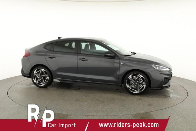 Hyundai i30 N Line 1.5 T-GDI DCT Fastback N-LINE, Navi, 18-Zoll, Kamera, LED, Winter 
