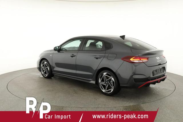 Hyundai i30 N Line 1.5 T-GDI DCT Fastback N-LINE, Navi, 18-Zoll, Kamera, LED, Winter 