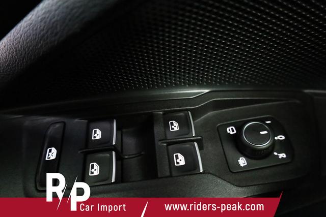 Volkswagen Tiguan 1.5 TSI eHybrid 200 kW R-Line Black, Pano, IQ.Light, 20-Zoll, AHK, AreaView, Leder Varenna 