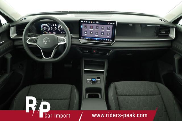 Volkswagen Tayron 1.5 TSI eHybrid 150 kW Life Life, Pano, HuD, AHK, AreaView, Side, Navi, Winter, 5-J. Garantie 