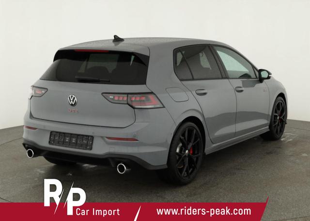 Volkswagen Golf 2.0 TSI 195 kW GTI VIII DSG Black Style, Pano, Navi, Side, Matrix, AreaView, Winter, 19-Zoll 