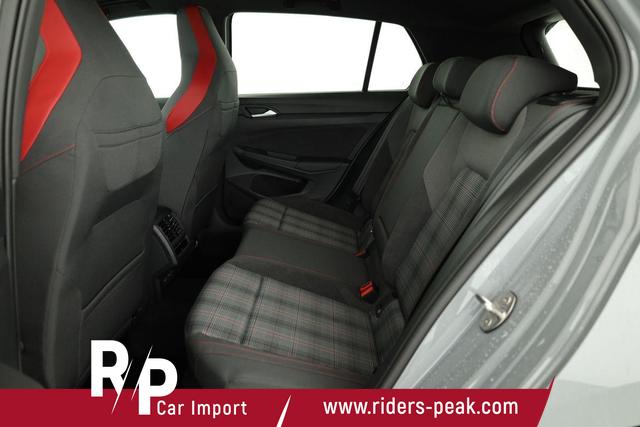 Volkswagen Golf 2.0 TSI 195 kW GTI VIII DSG Black Style, Pano, Navi, Side, Matrix, AreaView, Winter, 19-Zoll 