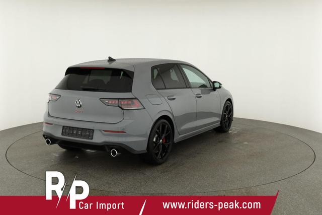 Volkswagen Golf 2.0 TSI 195 kW GTI VIII DSG Black Style, Pano, Navi, Side, Matrix, AreaView, Winter, 19-Zoll 
