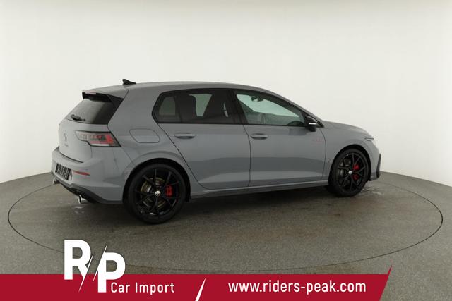 Volkswagen Golf 2.0 TSI 195 kW GTI VIII DSG Black Style, Pano, Navi, Side, Matrix, AreaView, Winter, 19-Zoll 
