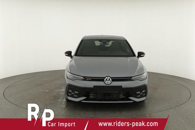Volkswagen Golf 2.0 TSI 195 kW GTI VIII DSG Black Style, Pano, Navi, Side, Matrix, AreaView, Winter, 19-Zoll 