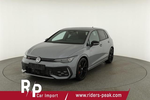 Volkswagen Golf 2.0 TSI 195 kW GTI VIII DSG Black Style, Pano, Navi, Side, Matrix, AreaView, Winter, 19-Zoll 