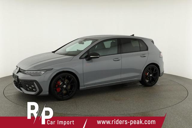 Volkswagen Golf 2.0 TSI 195 kW GTI VIII DSG Black Style, Pano, Navi, Side, Matrix, AreaView, Winter, 19-Zoll 