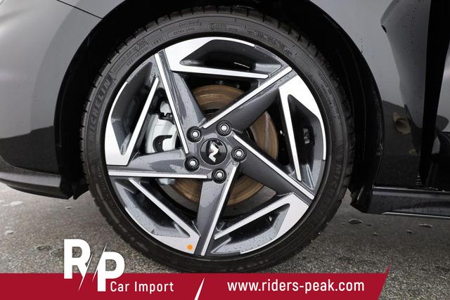 Hyundai i30 N Line 1.5 T-GDI DCT Fastback N-LINE, Navi, 18-Zoll, Kamera, LED, Winter 
