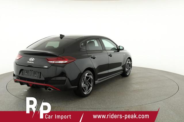 Hyundai i30 N Line 1.5 T-GDI DCT Fastback N-LINE, Navi, 18-Zoll, Kamera, LED, Winter 